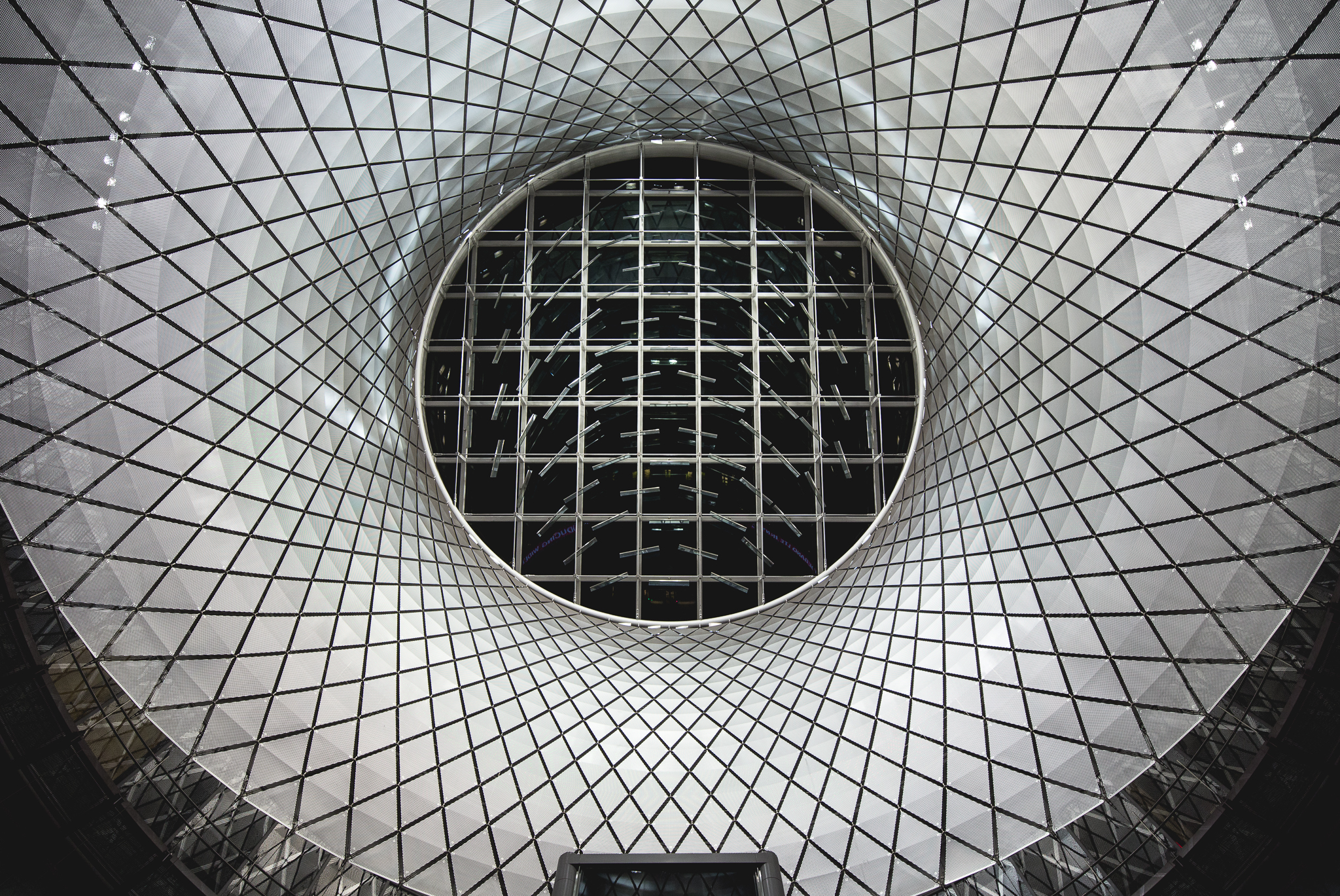 Fulton Center by Grimshaw Architects. Sky Reflector-net by James Carpenter Design Assoc.