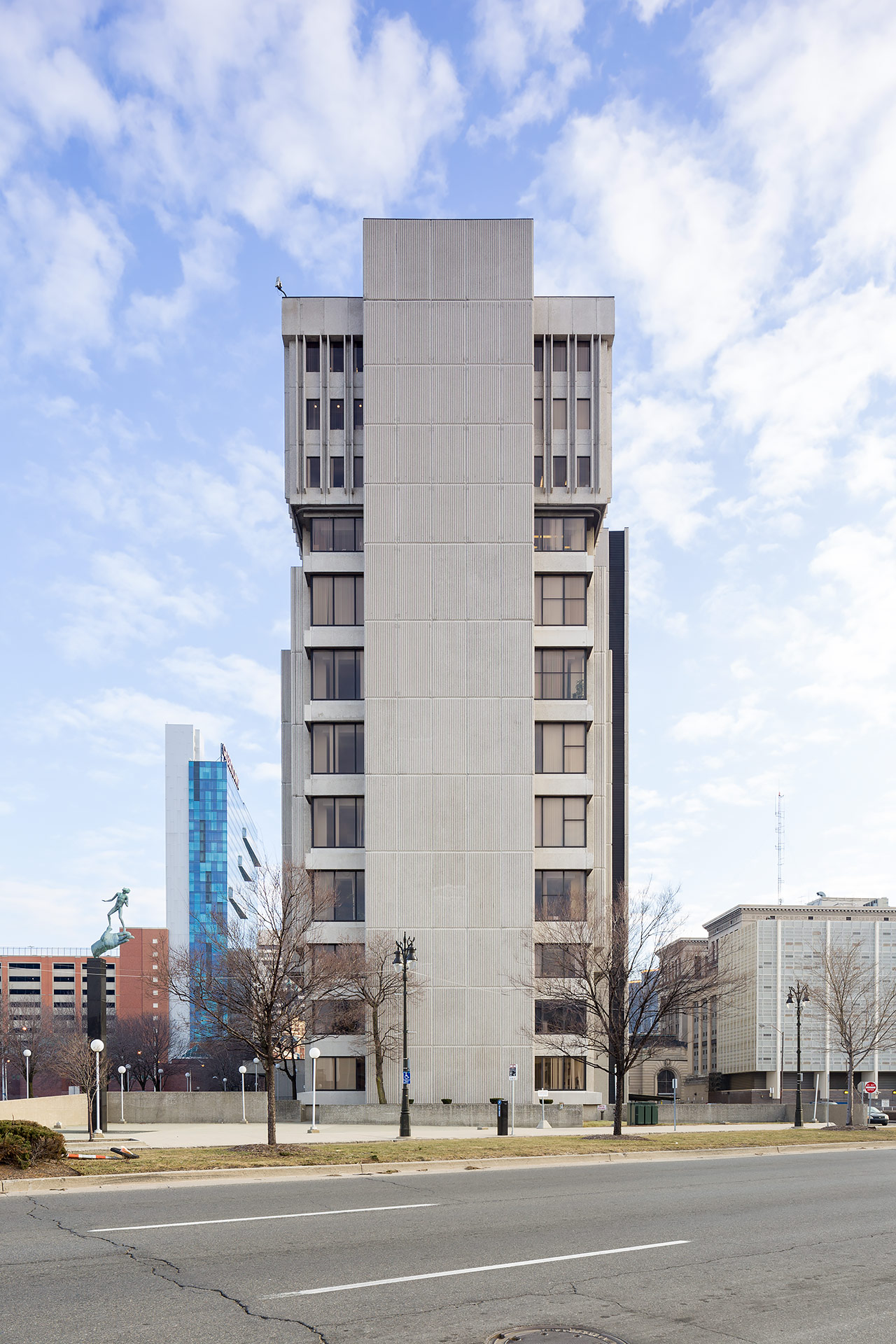 Frank Murphy Hall of Justice in Detroit by Eberle M. Smith. Photo by Jason R. Woods.