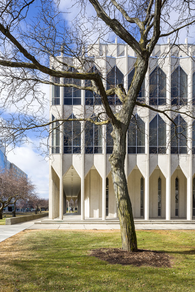 College of Education building at Wayne State University in Detroit, Michigan by architect Minoru Yamasaki. Photo by Jason R. Woods.