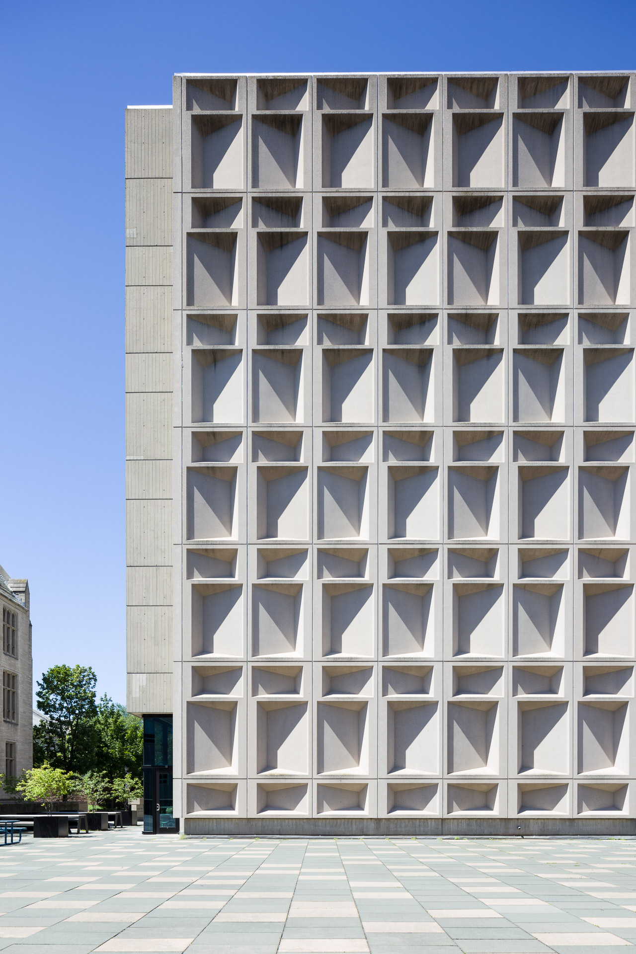 Becton Engineering and Applied Science Center at Yale University in New Haven, CT by Marcel Breuer. Photo by Jason R. Woods.